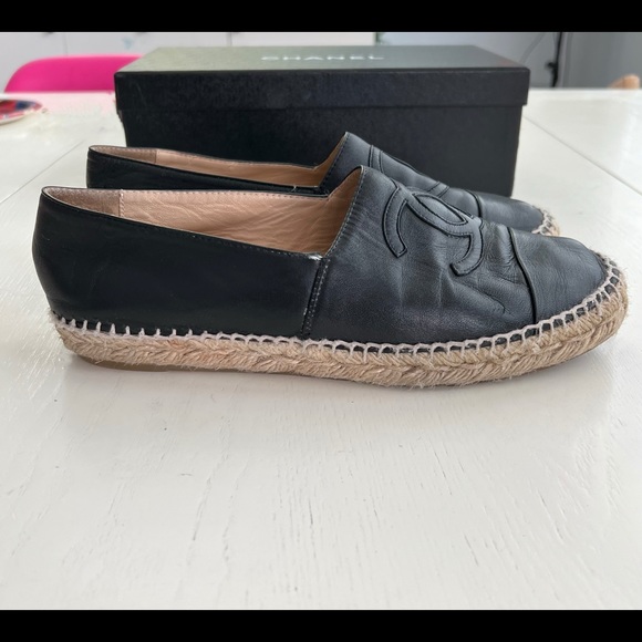 Chanel Espadrilles Size 39 Black *Sold in another group* - Picture 4 of 6